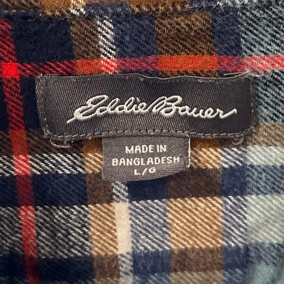 Classic Eddie Bauer flannel size large in GUC - Picture 3 of 5